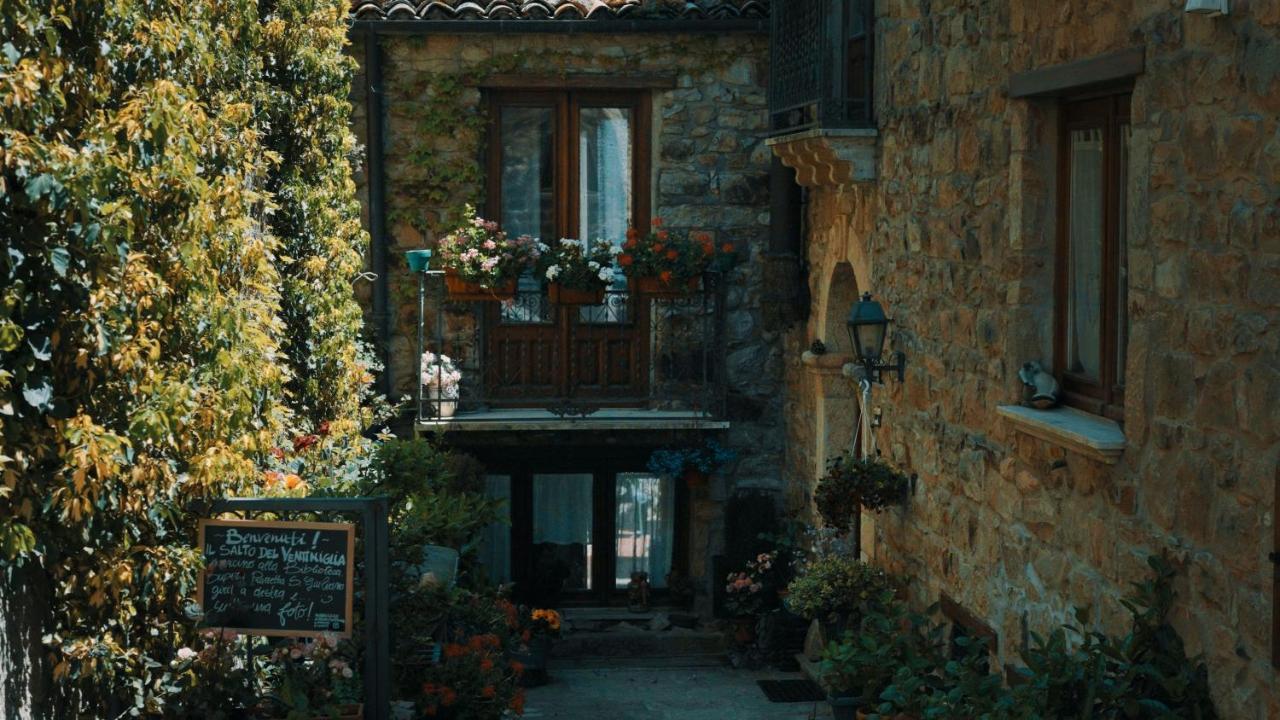 Donna VI Hotel Geraci Siculo エクステリア 写真