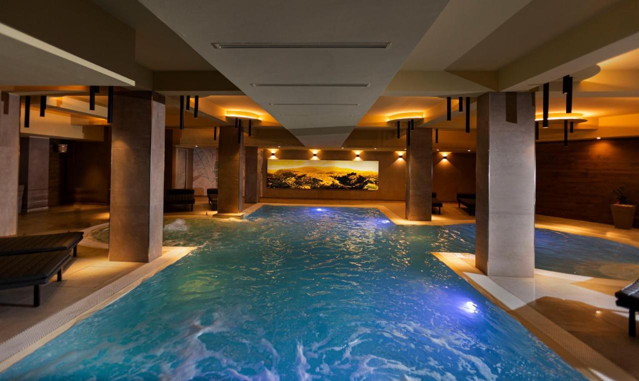 Donna VI Hotel Geraci Siculo エクステリア 写真