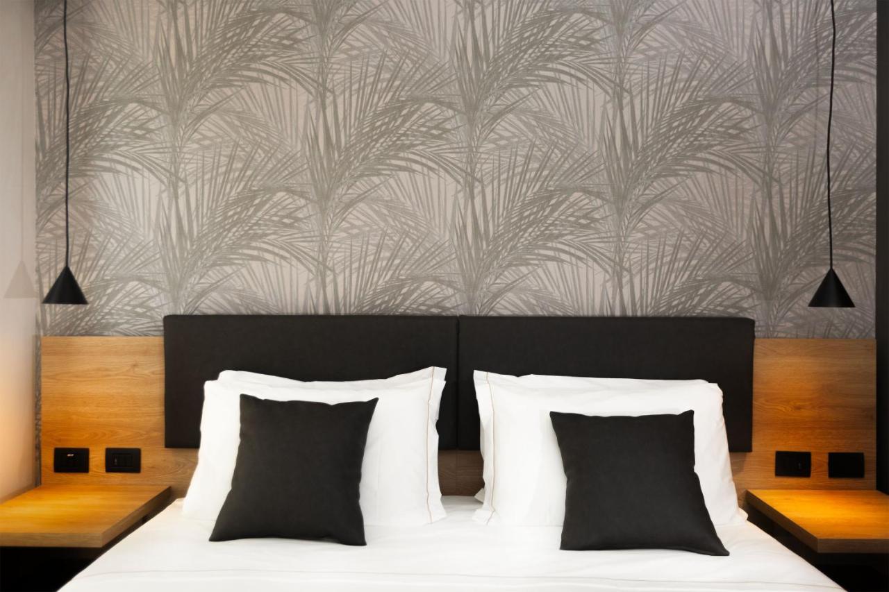 Donna VI Hotel Geraci Siculo エクステリア 写真