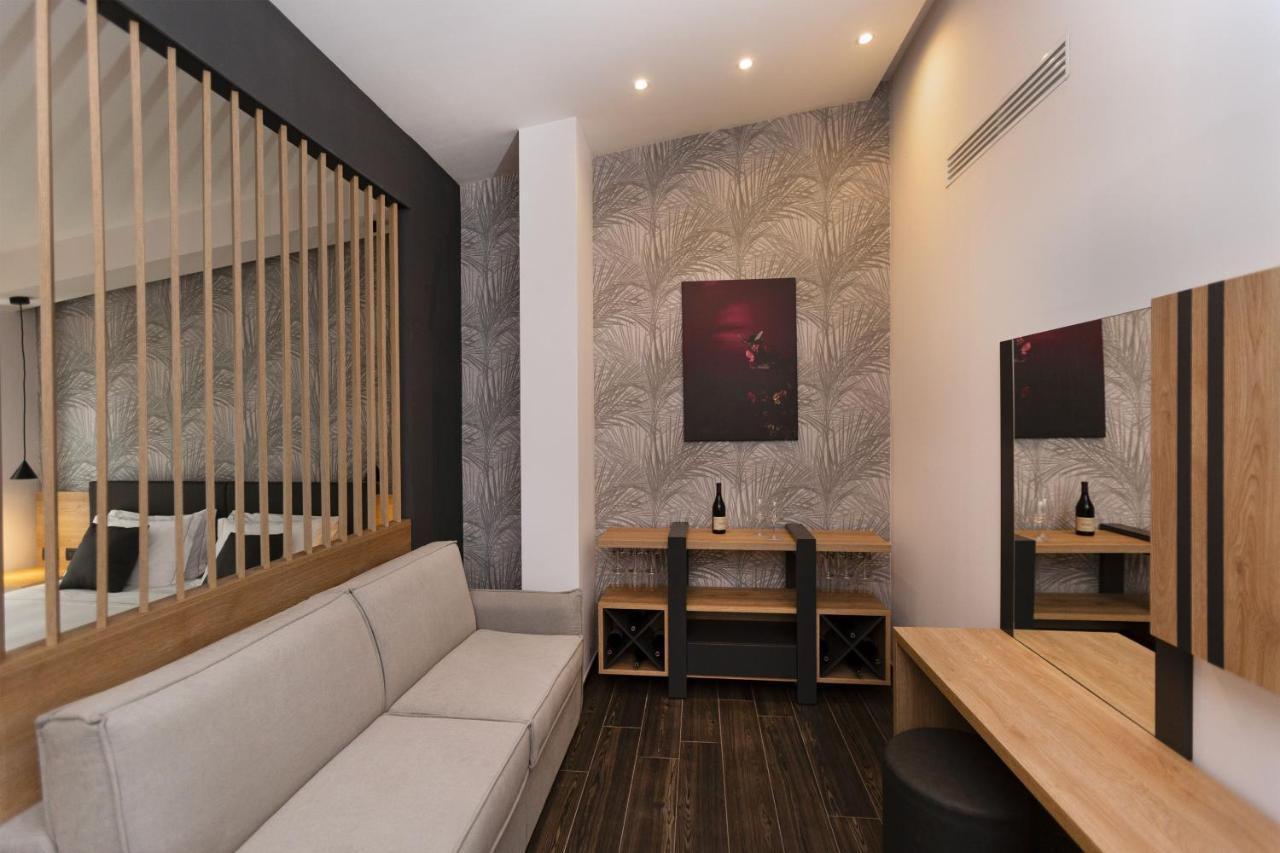 Donna VI Hotel Geraci Siculo エクステリア 写真