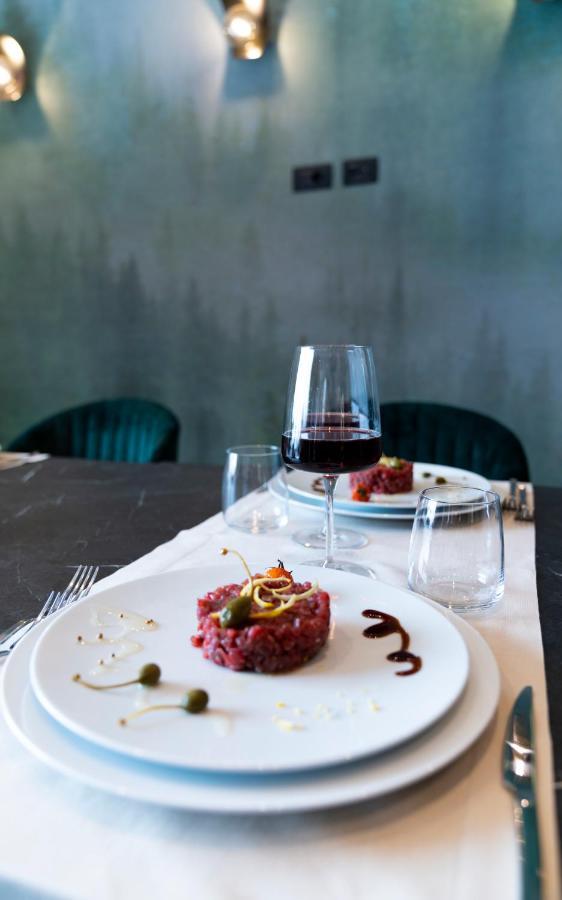 Donna VI Hotel Geraci Siculo エクステリア 写真
